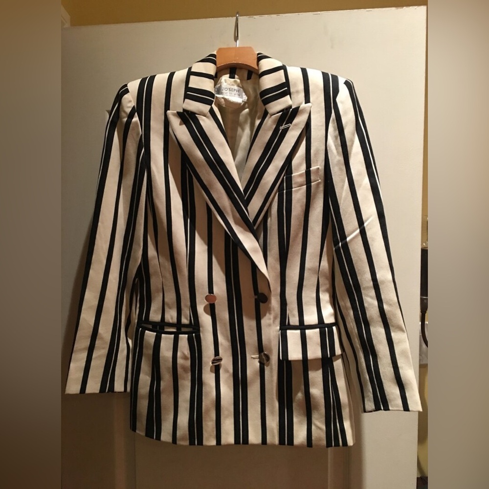Vintage 1980s Joseph Pour La Ville Striped Black & Creme Woman Jacket Blazer